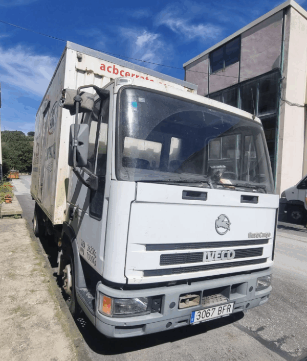 Camión Iveco - Imagen 3