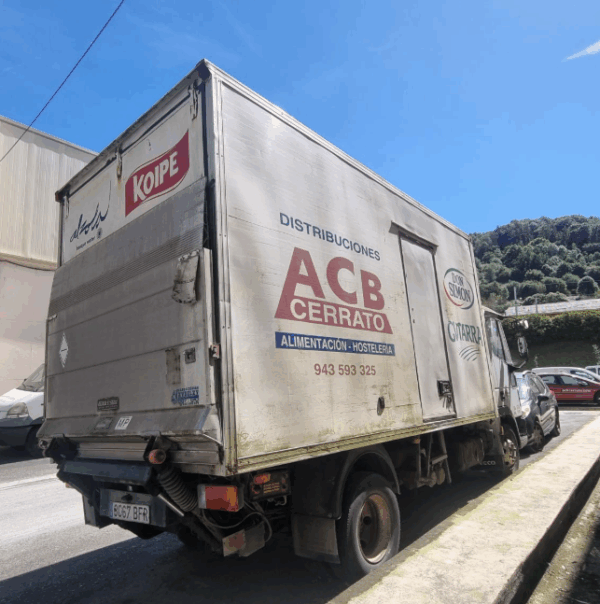 Camión Iveco - Imagen 6