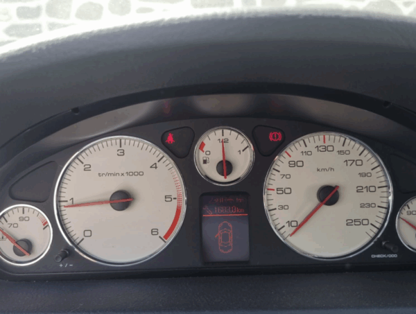 Peugeot 407 - Imagen 8